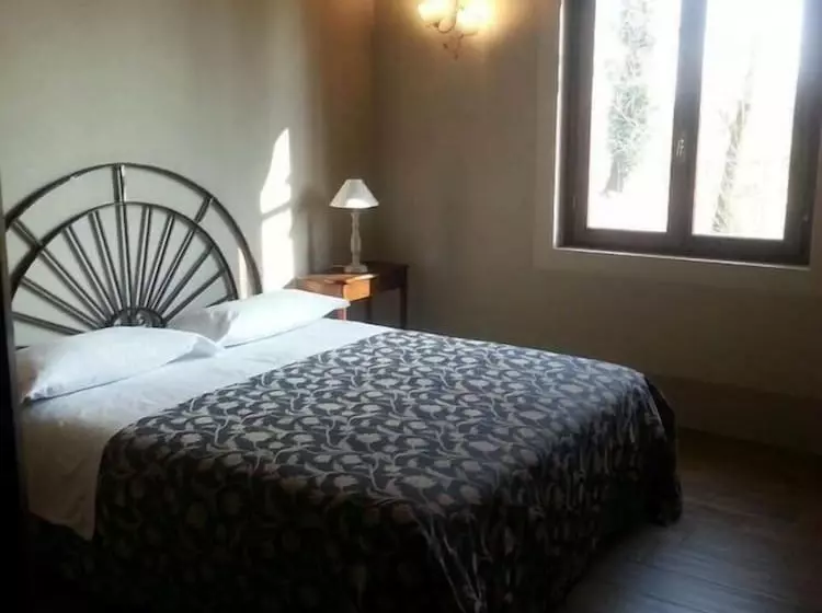 田舎風ホテル La Finestra Sul Po  Agriturismo