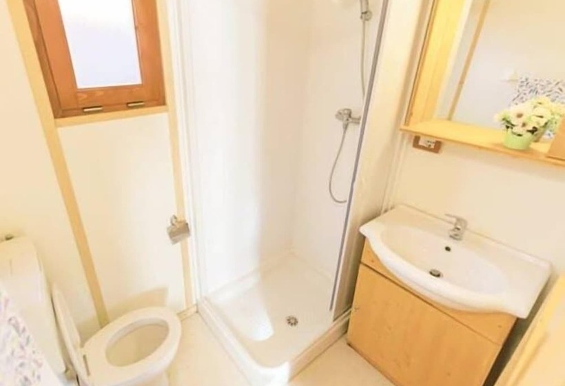 فندق Villaggio Camping Duca Amedeo