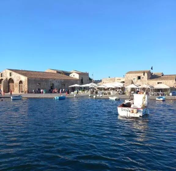 Majatalo Aloha Marzamemi Rooms