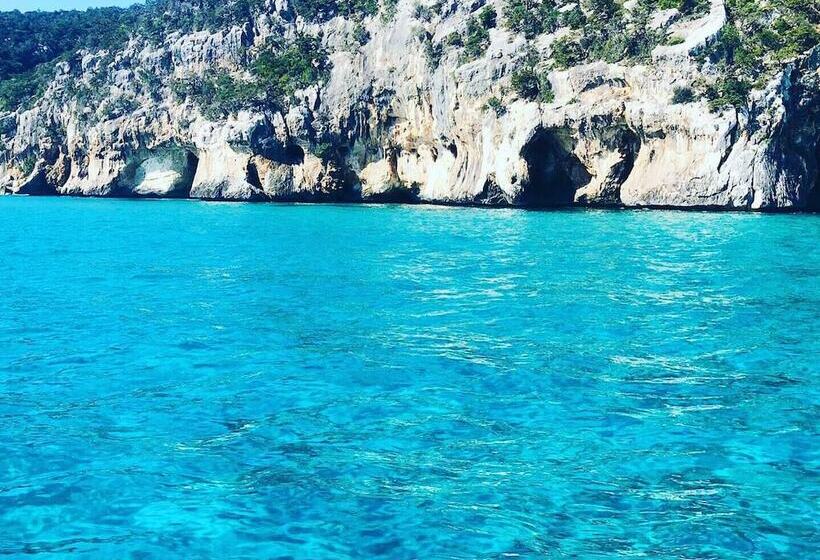 פנסיון Inah Rooms