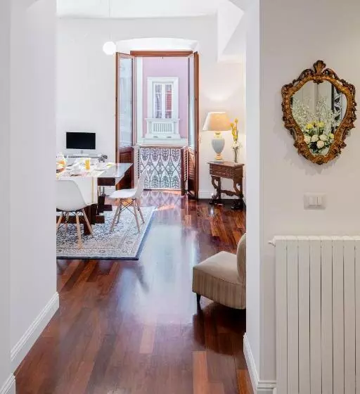 پانسیون Marcus Suite