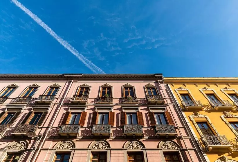 پانسیون Marcus Suite