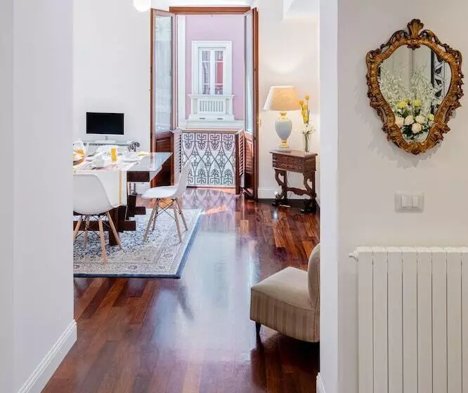 پانسیون Marcus Suite