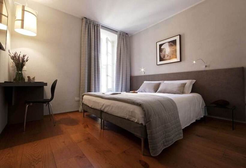 پانسیون Maville