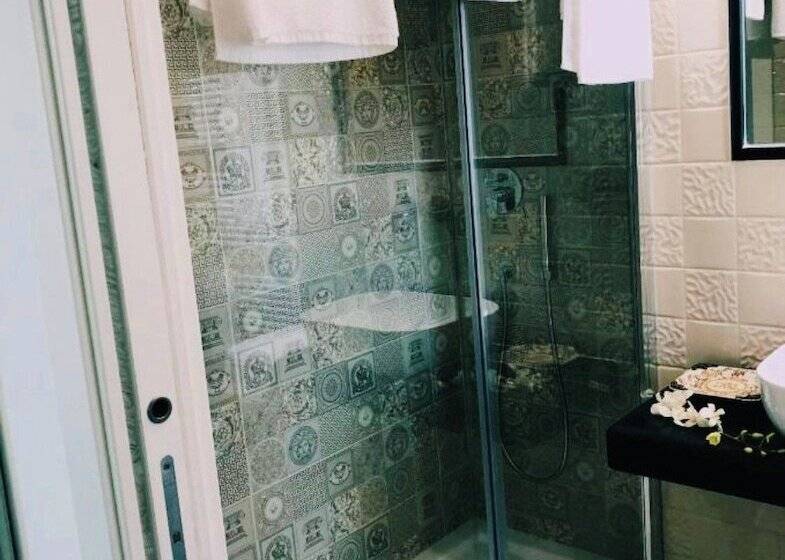 تختخواب و صبحانه Casa Fiorita