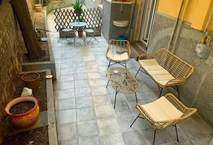 تختخواب و صبحانه La Casa Di Alice