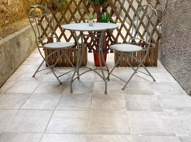 تختخواب و صبحانه La Casa Di Alice