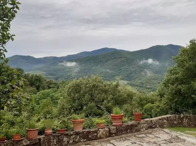 Hostelli Country Residence Turicchi