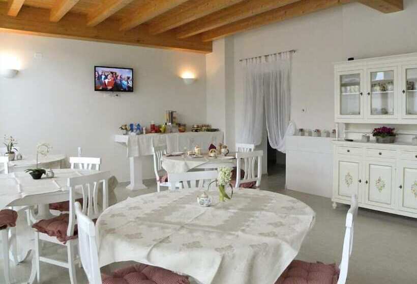 בית מלון כפרי Agriturismo Corte Zuccone