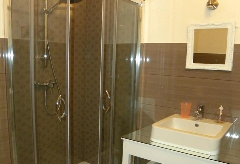 בית מלון כפרי Agriturismo Corte Zuccone