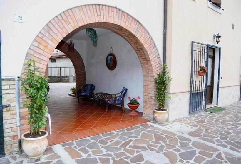 پانسیون Il Casolare Della Cascata