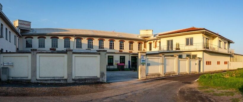 بنسيون La Montrucca Camere