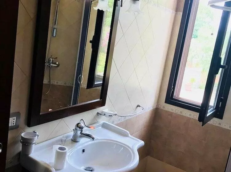 ペンション Mondoverde B&b