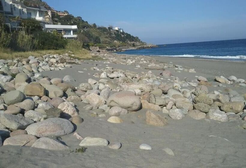 پانسیون Movida Sea Forza D Agrò Taormina