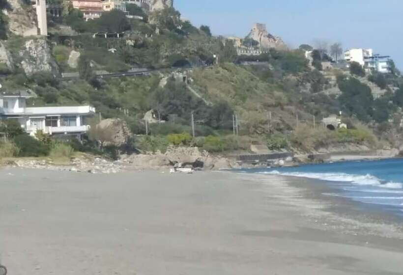 پانسیون Movida Sea Forza D Agrò Taormina