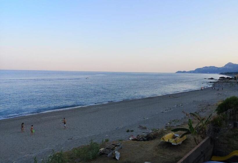 پانسیون Movida Sea Forza D Agrò Taormina