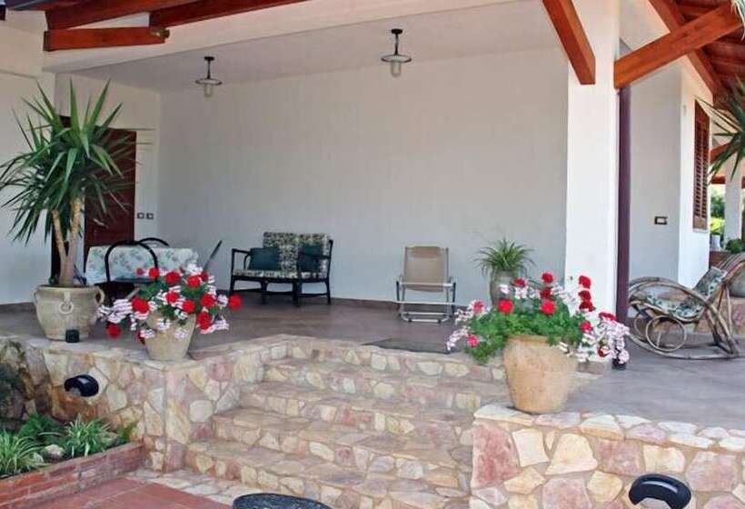 פונדק Villa Paradiso