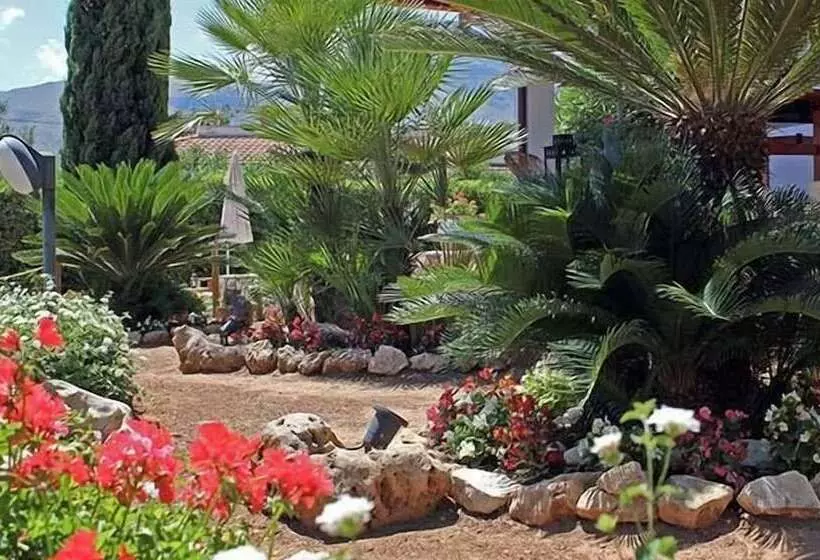 簡易ホテル Villa Paradiso