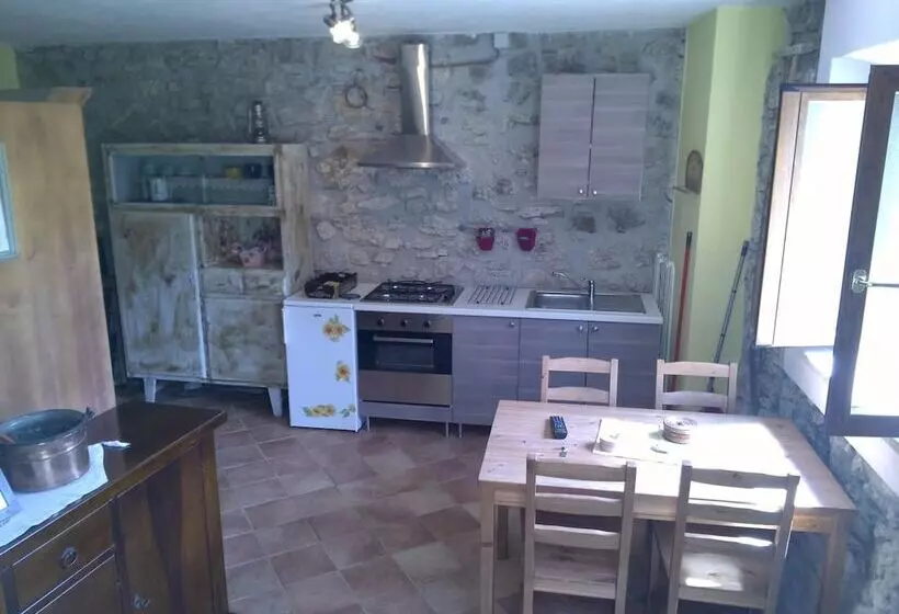 Maaseutuhotelli Agriturismo Summer