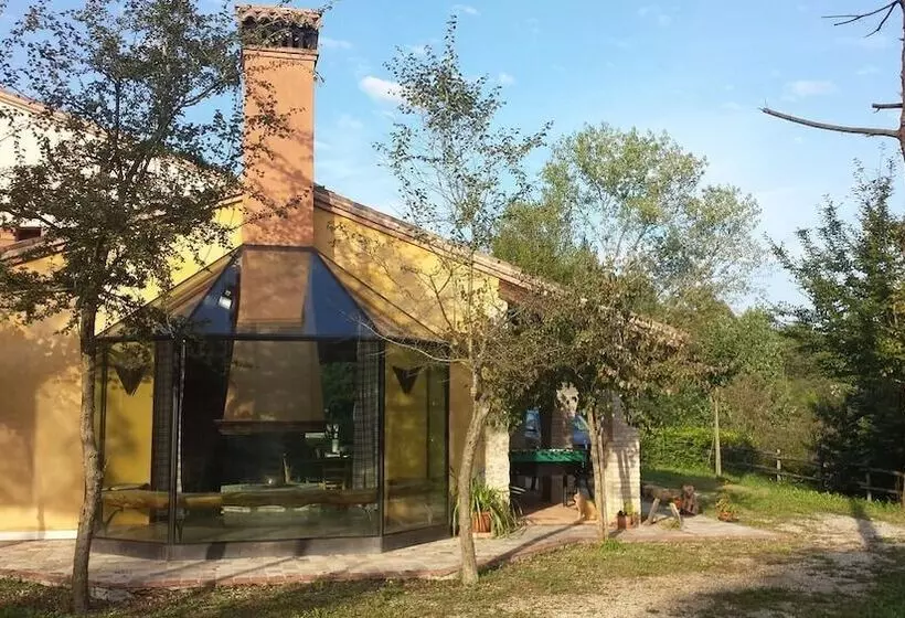 Maaseutuhotelli La Valle