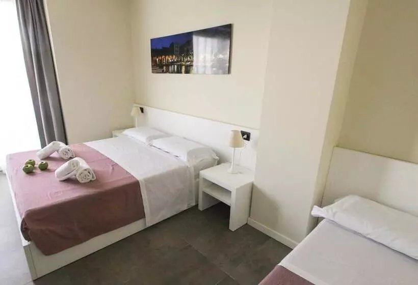 پانسیون Garda Rooms