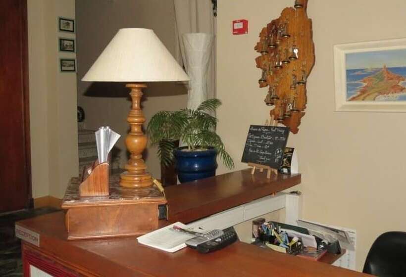 Auberge   Hotel U Paradisu