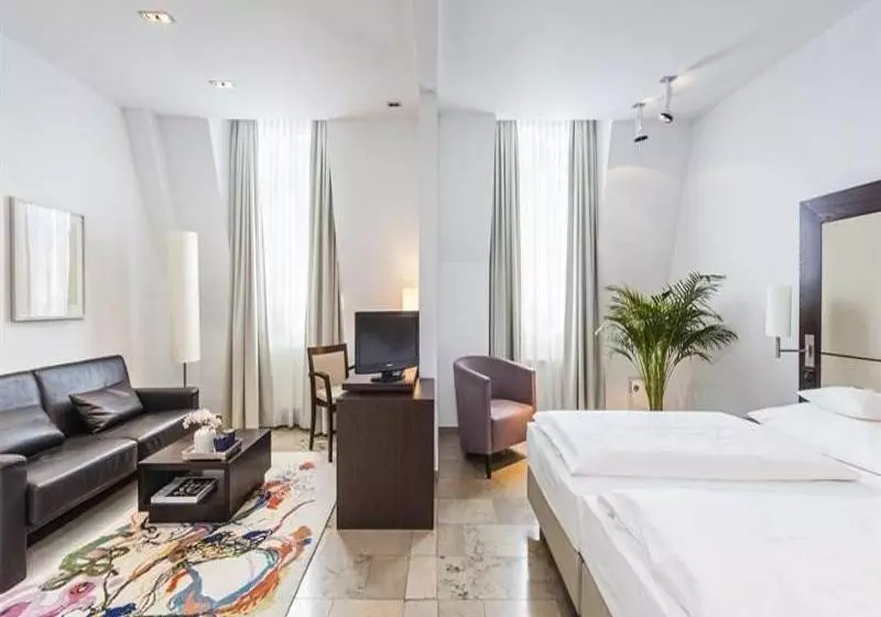 Отель Burns Art Cologne