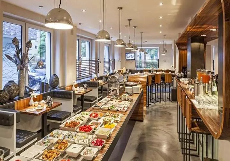 Отель Burns Art Cologne