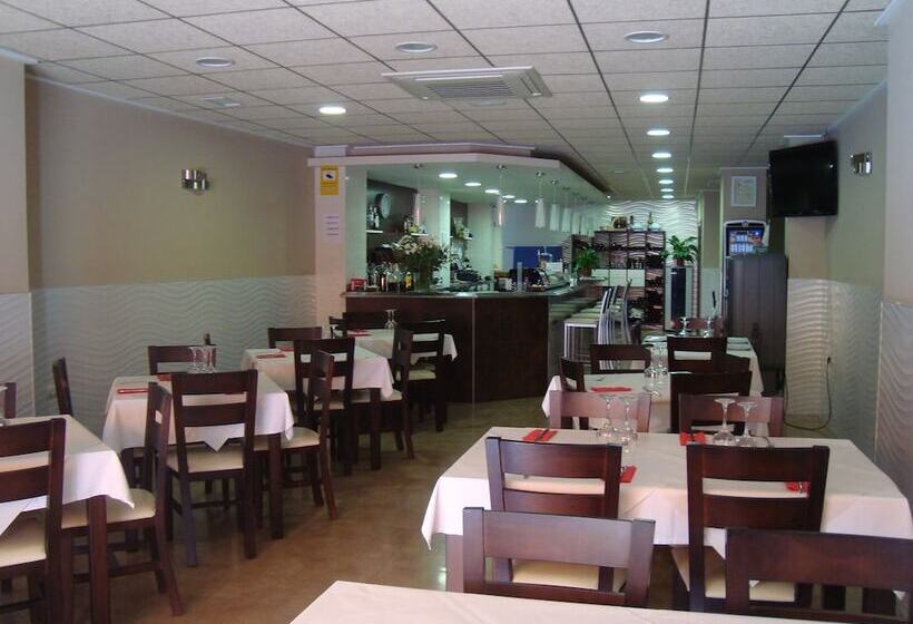 Hostal Pension Colón