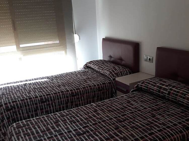 Hostal Pension Colón