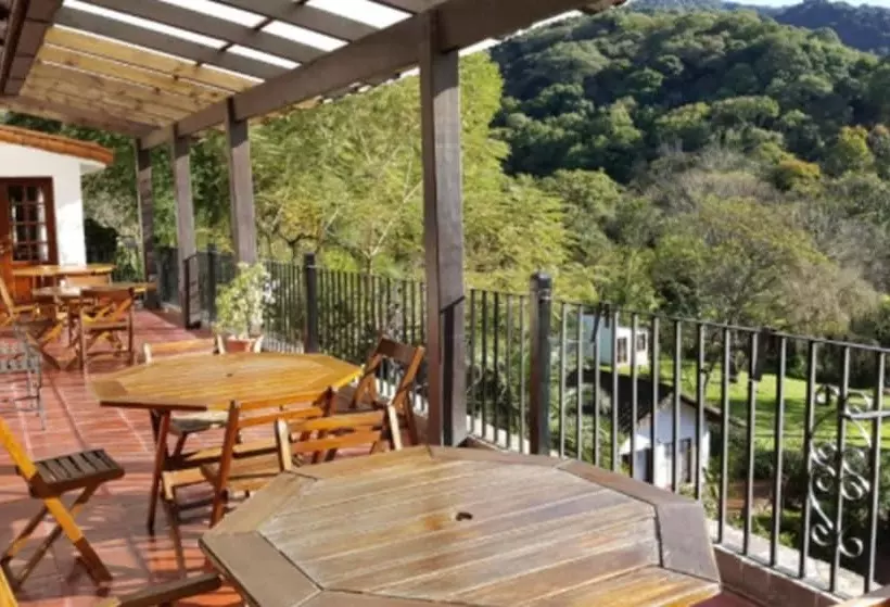 여관 Selva Montana