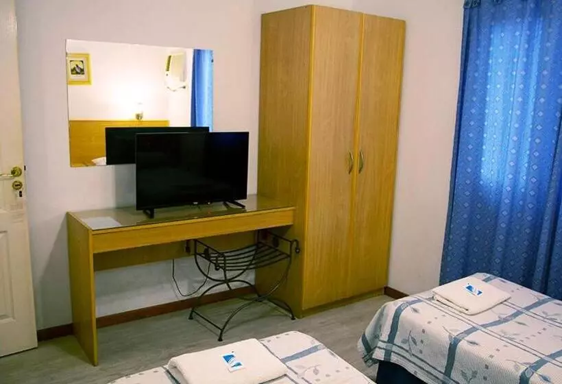 هتل Aires Express