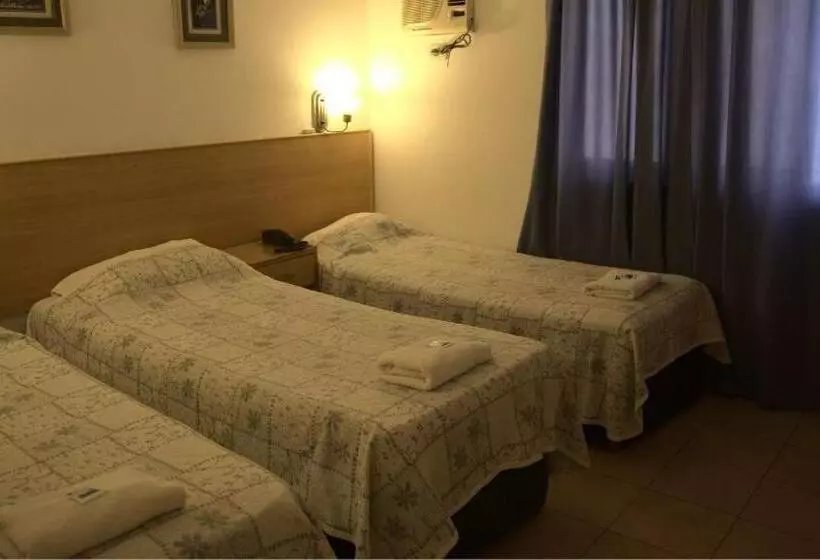 هتل Aires Express