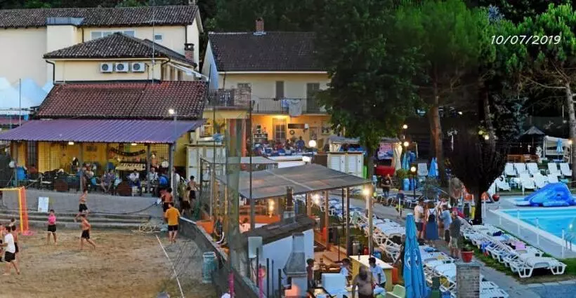 ホテル Albergo Nuovo Gianduia