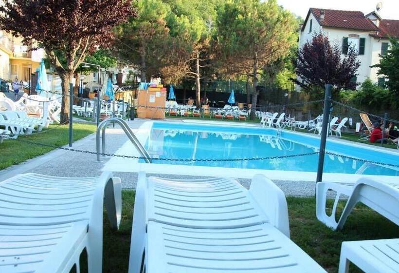 בית מלון כפרי Albergo Nuovo Gianduia