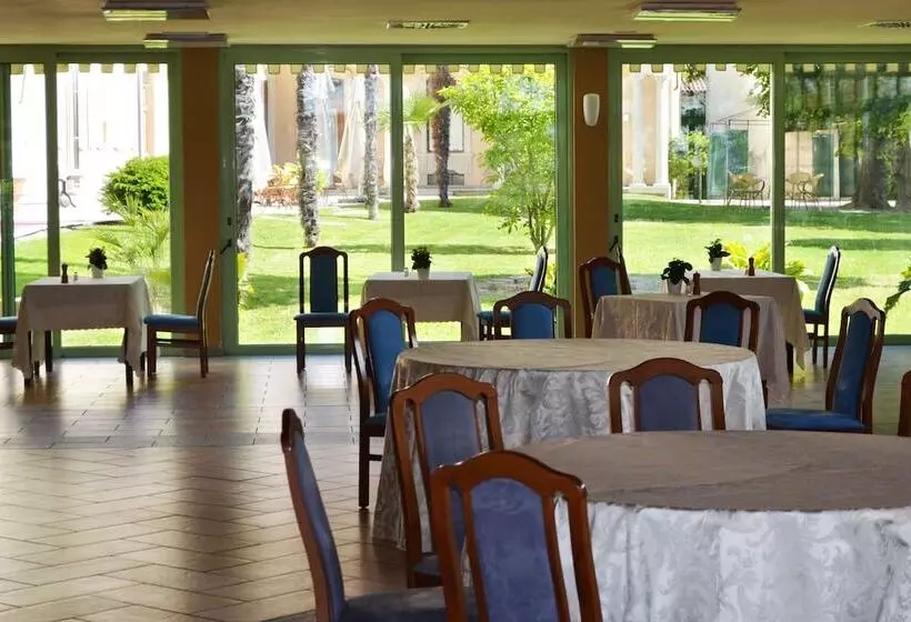 酒店 Ariotto Village