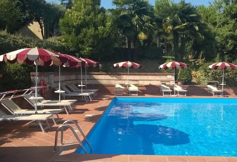 酒店 Ariotto Village