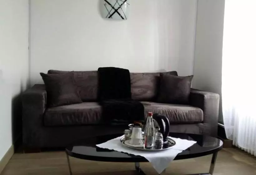 Отель Auberge Des Vieux Moulins Banaux