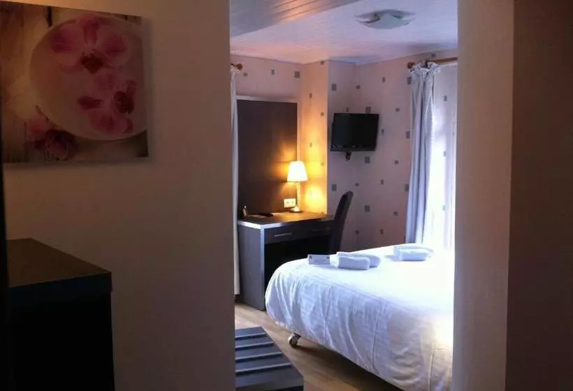 Отель Auberge Des Vieux Moulins Banaux