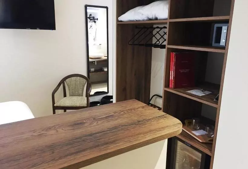 ホテル Aux Terrasses