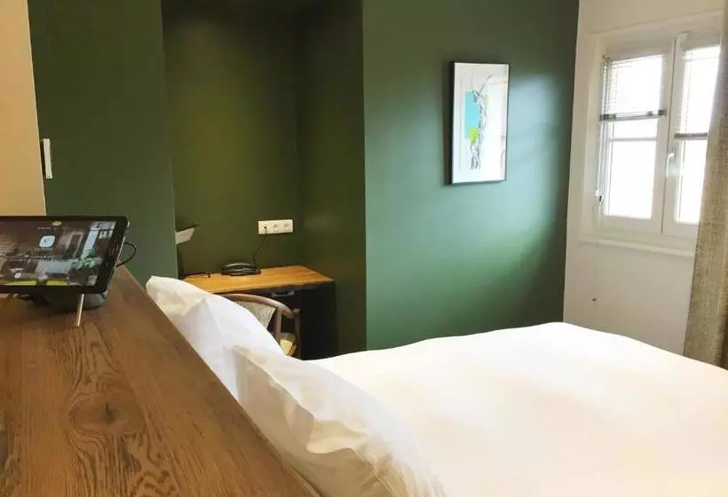 ホテル Aux Terrasses