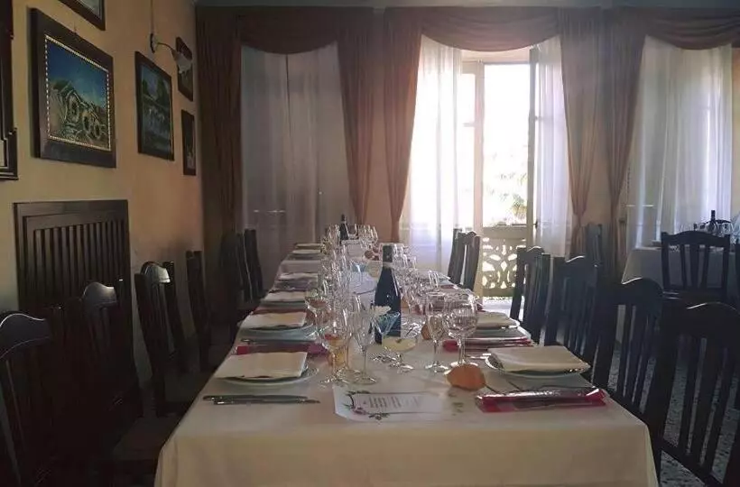 Hotelli Affitta Camere Il Commercio