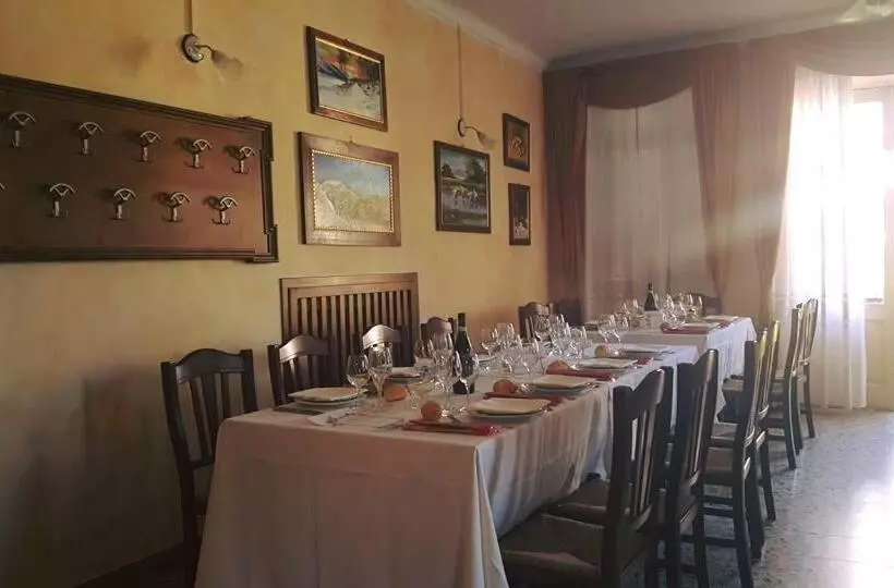 Hotelli Affitta Camere Il Commercio