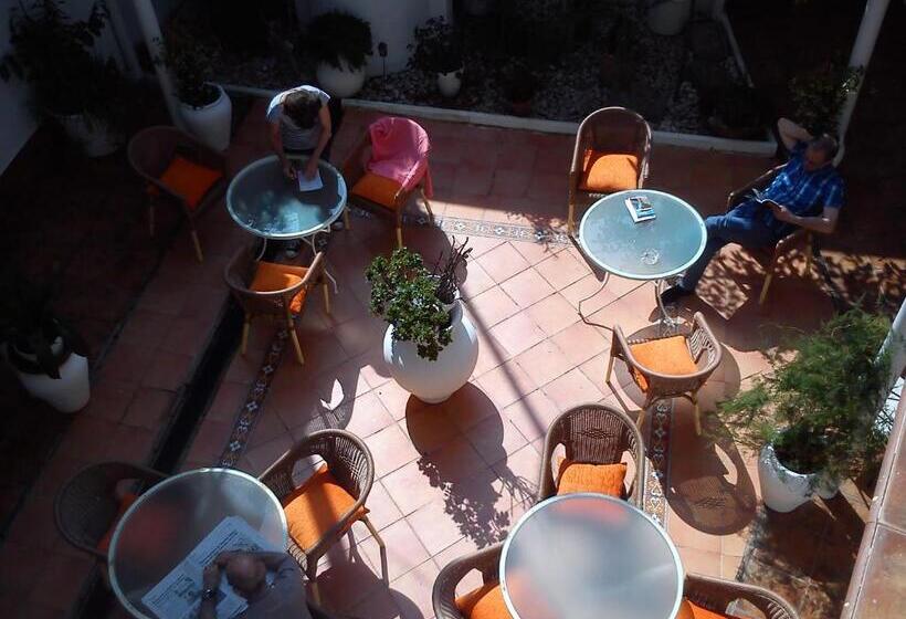 هتل Casa De Los Naranjos