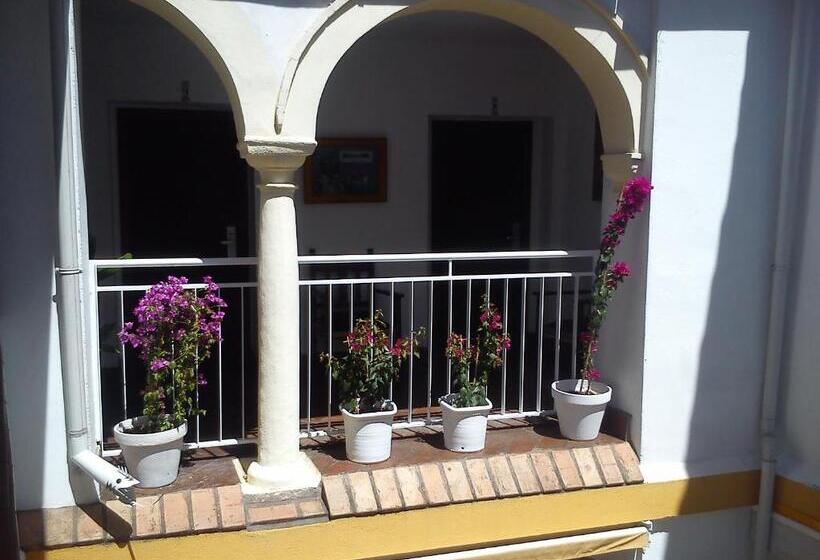 هتل Casa De Los Naranjos