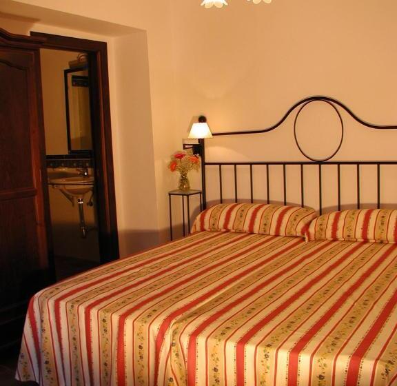 هتل Casa De Los Naranjos