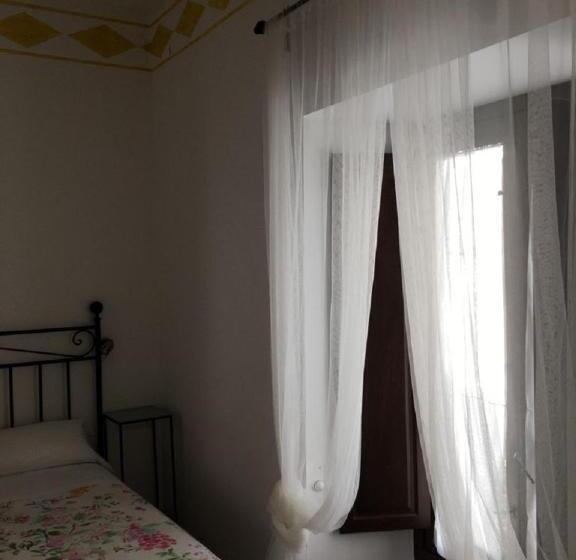 هتل Casa De Los Naranjos