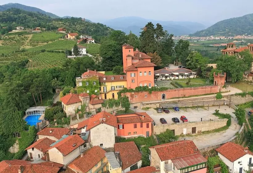 Отель Castello Rosso