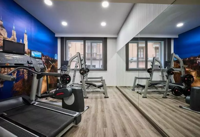 Отель Catalonia El Pilar