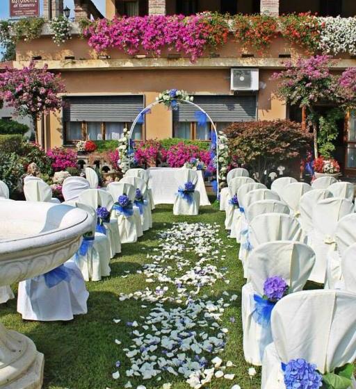 ホテル Affitta Camere Il Commercio